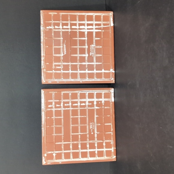 H&R Johnson Set of 2 Ceramic Hand-painted Tiles with Butterfly Design. - Picture 6 of 9